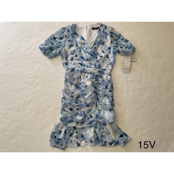 Be by CHETTA B NWT‎ Short Sleeve Sheath Dress Size 2 Above The Knee - Picture 1 of 11